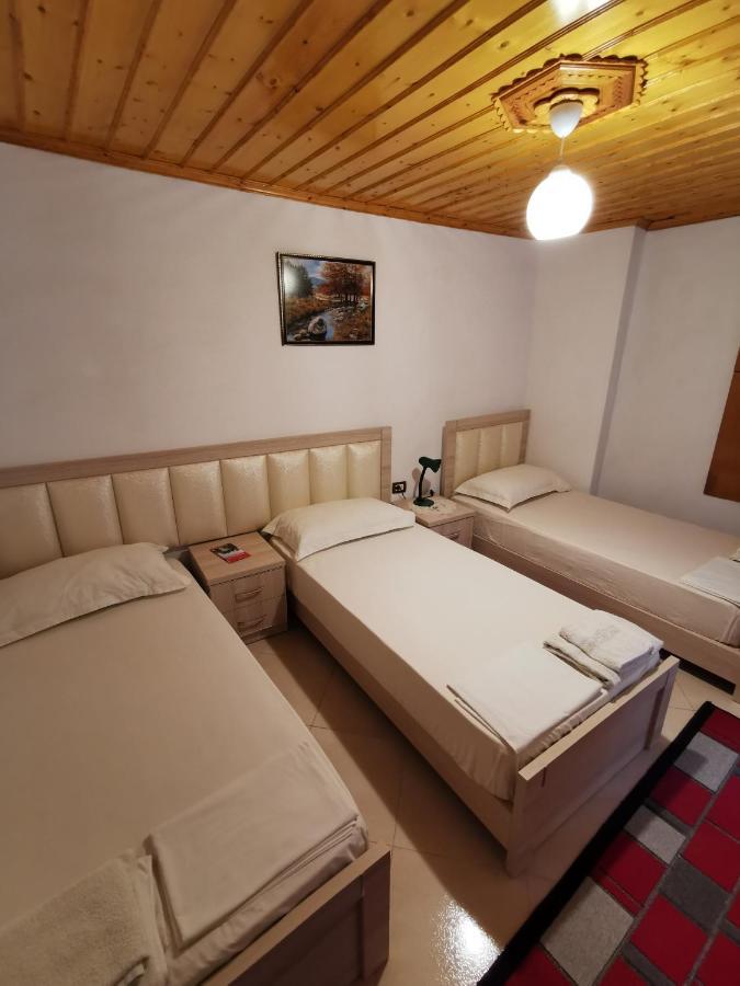 Tomor Shehu Guest House Берат Экстерьер фото