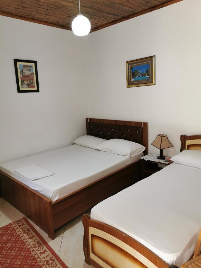 Tomor Shehu Guest House Берат Экстерьер фото